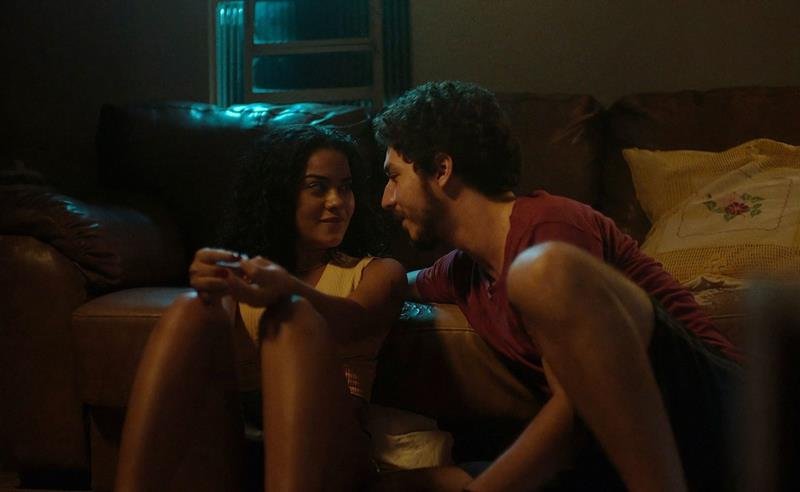 Premiado “Cinco Tipos de Medo”, longa com Bella Campos e Xamã, ganha primeiro trailer oficial e data de estreia